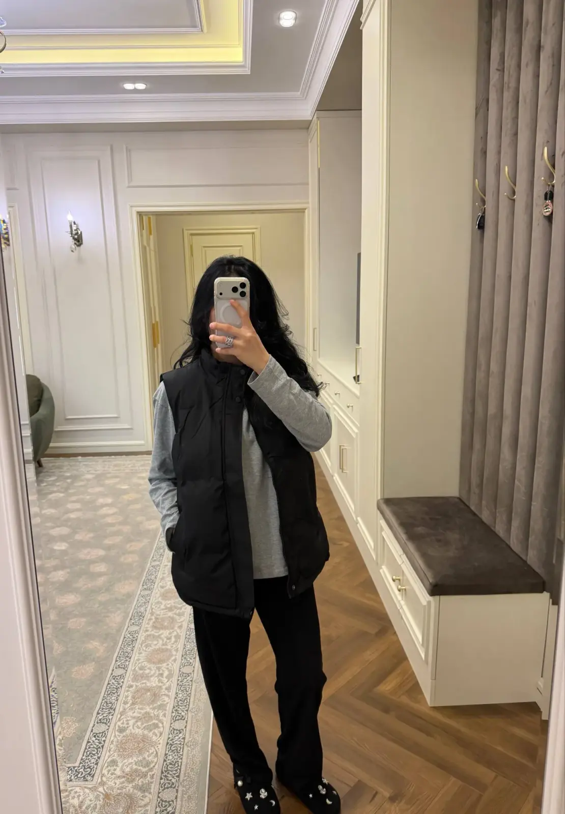 Qora puxovik jilet — 1 / 3